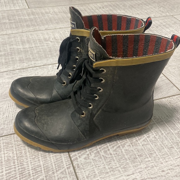 Tommy Hilfiger rain boots size US 9 - Picture 4 of 4